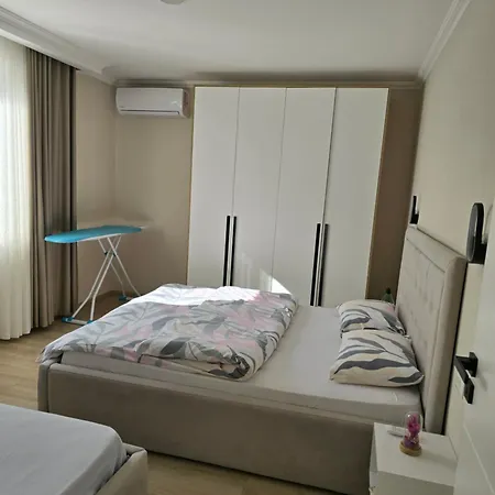 Shiroka's Special Guest 1 Apartment